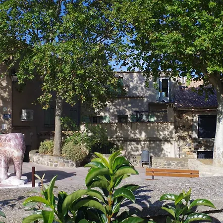 Pour La Detente Au Mas La Magdelaine 3* Péret