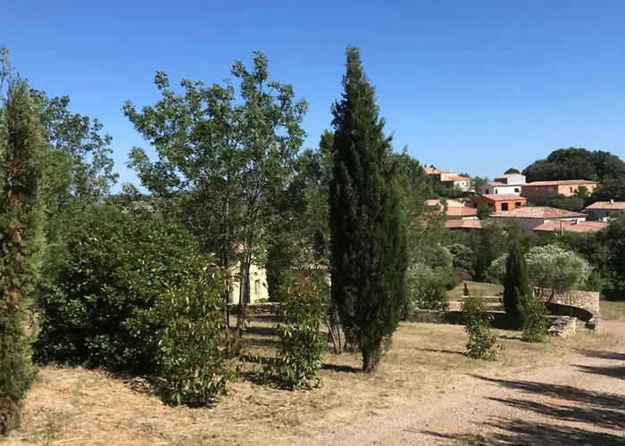 Oda ve Kahvaltı Pour La Detente Au Mas La Magdelaine Péret