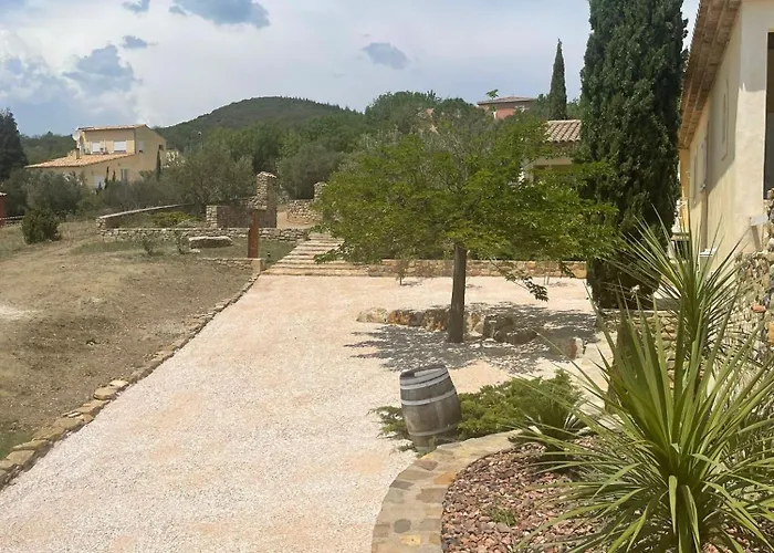 Pour La Detente Au Mas La Magdelaine Oda ve Kahvaltı 3*
