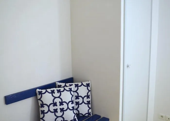 Pour La Detente Au Mas La Magdelaine Oda ve Kahvaltı Péret